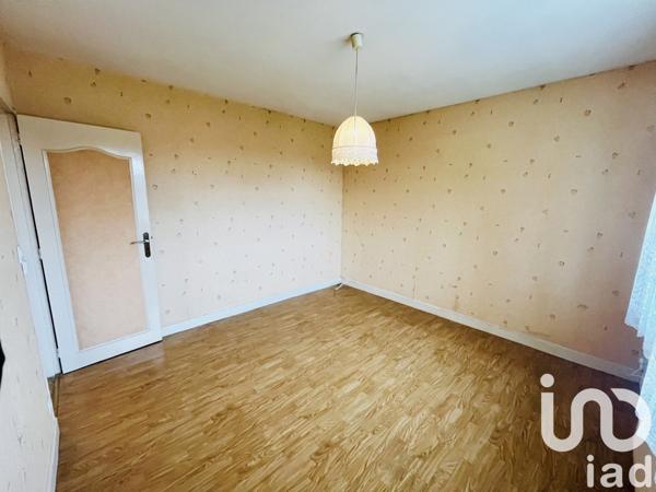 Maison 3 pièces de 76 m² à Vierzon (18100)