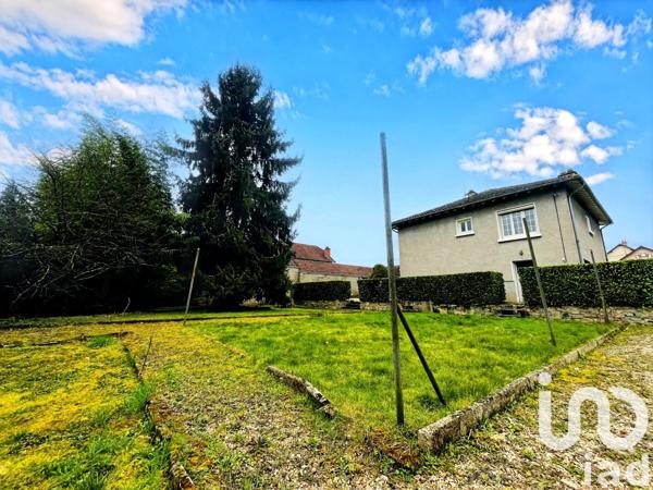 Maison 3 pièces de 76 m² à Vierzon (18100)