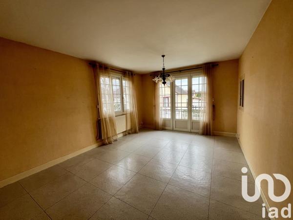 Maison 3 pièces de 76 m² à Vierzon (18100)