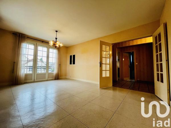 Maison 3 pièces de 76 m² à Vierzon (18100)