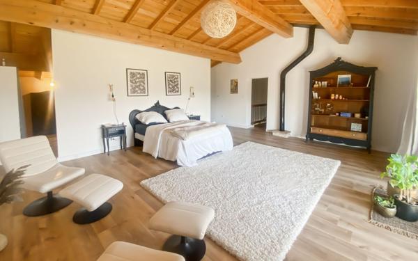 Maison à vendre    7 pièces •  Saint-Antonin-Noble-Val