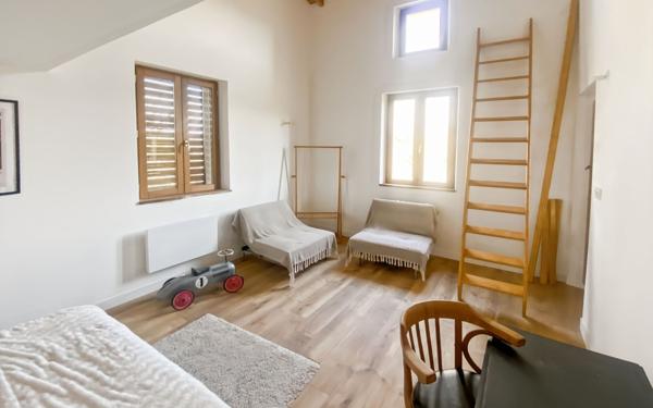 Maison à vendre    7 pièces •  Saint-Antonin-Noble-Val