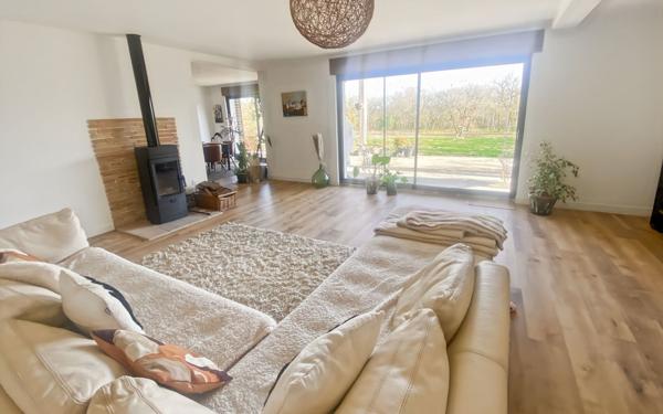 Maison à vendre    7 pièces •  Saint-Antonin-Noble-Val