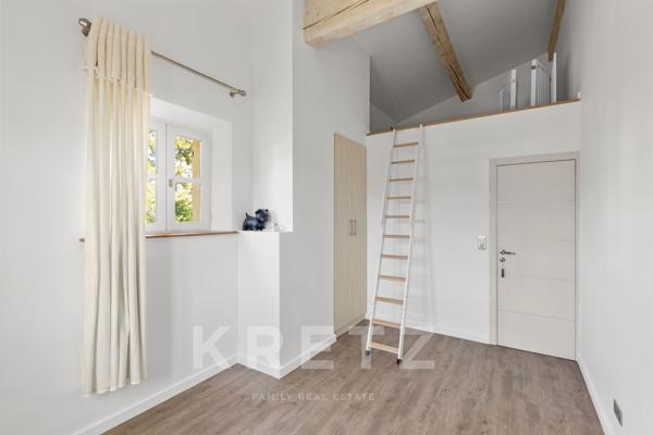 VILLA 5 CHAMBRES GRAND JARDIN A PIED DU VILLAGE DE VALBONNE