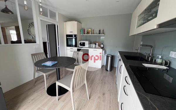 Maison à vendre    6 pièces •  Damgan