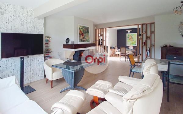 Maison à vendre    6 pièces •  Damgan