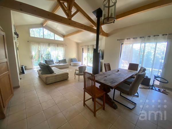 Maison Aiffres 6 pièces -158 m2