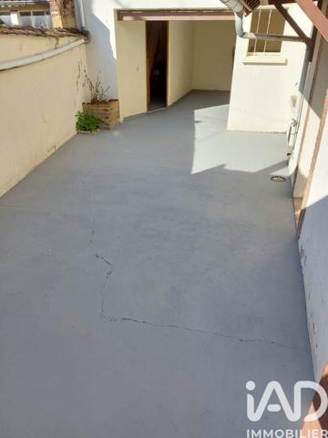 Immeuble à vendre 132 m² Pont-sur-Yonne