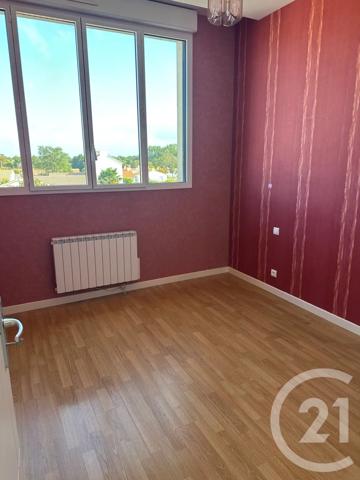 Appartement F4 à vendre  4 pièces - 76,75 m 2   COMMEQUIERS  - 85