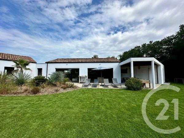 Maison à vendre  6 pièces - 194,41 m 2   ST JEAN DE MONTS  - 85