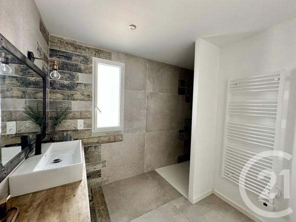 Maison à vendre  6 pièces - 194,41 m 2   ST JEAN DE MONTS  - 85