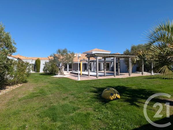 Maison à vendre  6 pièces - 194,41 m 2   ST JEAN DE MONTS  - 85