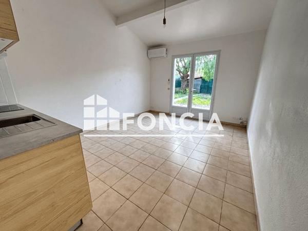 Location Appartement 2 pièces 30.79 m² - LE CLOS DES PEUPLIERS Hyeres 83400