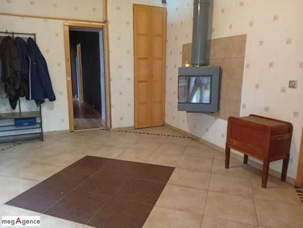 Maison à CUSSET, 03300 - 9 pièces 322m²