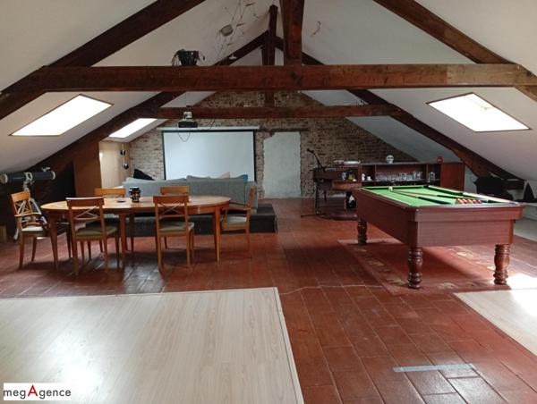 Maison à CUSSET, 03300 - 9 pièces 322m²