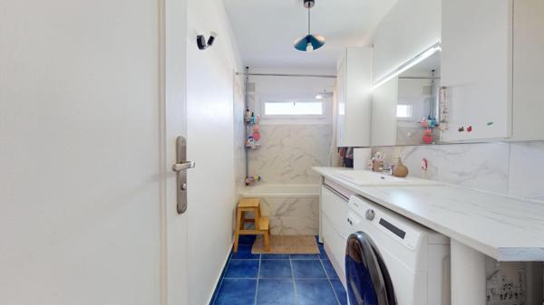 !! Le parfait appartement familial : grands volumes, lumière et cadre verdoyant avec parc arboré !!