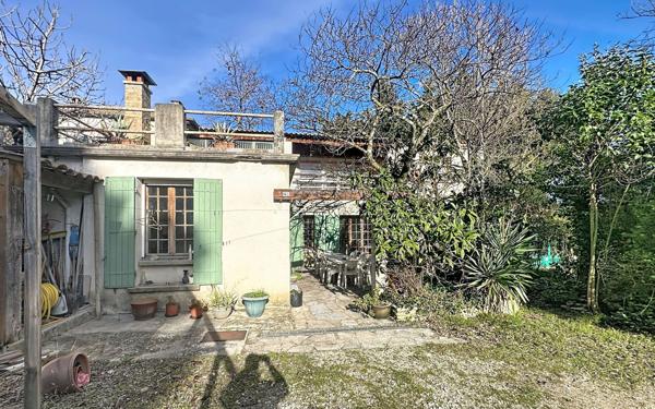 Maison à vendre    9 pièces • 219 m2 Villeneuve-lès-Avignon