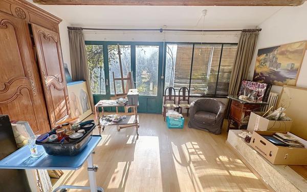 Maison à vendre    9 pièces • 219 m2 Villeneuve-lès-Avignon