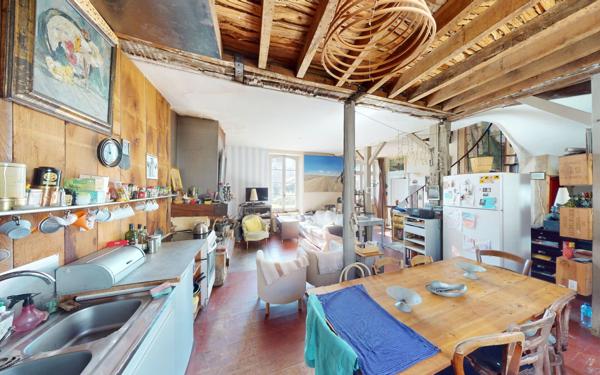 Maison à vendre    5 pièces • 122 m2 Saint-Satur