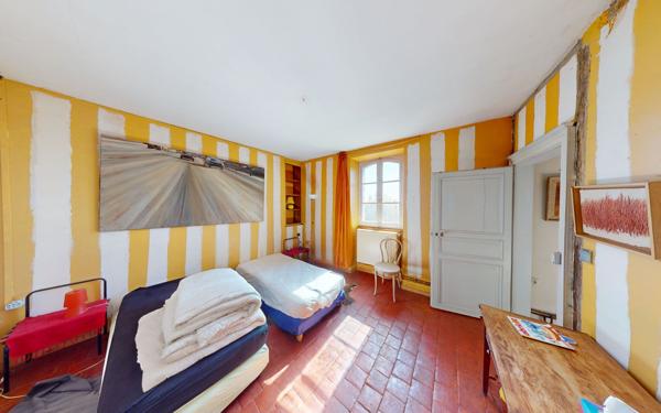 Maison à vendre    5 pièces • 122 m2 Saint-Satur