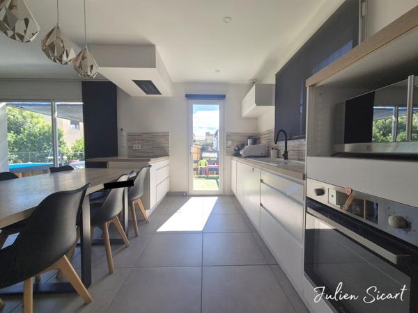 Villa 3 faces construction 2020