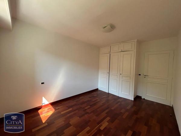 Appartement à louer 3 pièces 75.08m² Annemasse (74100)
