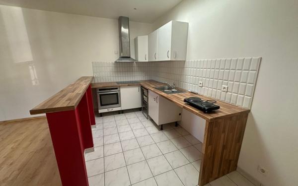 Maison à louer    4 pièces • 95 m2 Talence