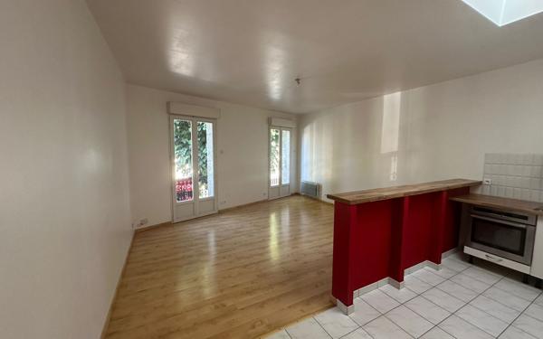 Maison à louer    4 pièces • 95 m2 Talence