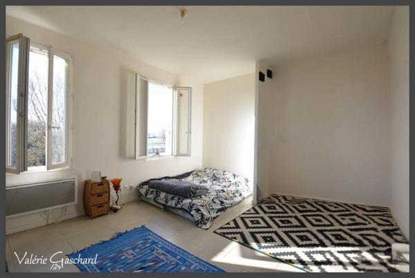 Immeuble à vendre Proche de COUTRAS (33)
