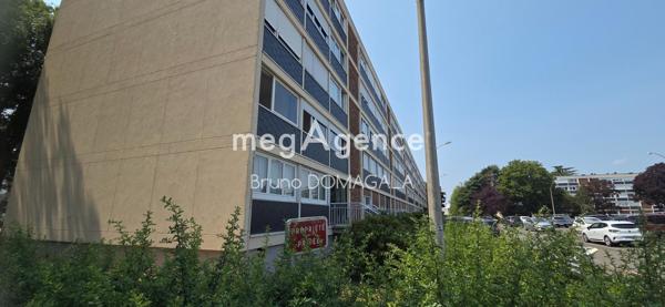 Appartement à VELIZY-VILLACOUBLAY, 78140 - 4 pièces 75m²