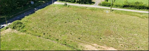À vendre - Terrain projet construction 1758 m² situé à Pouillon (40350)