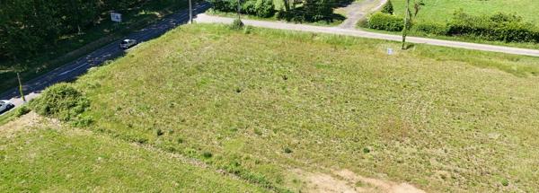 À vendre - Terrain projet construction 1758 m² situé à Pouillon (40350)