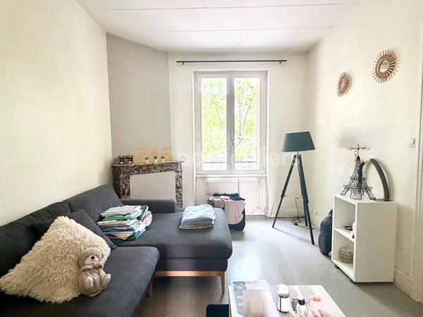 Location
                Appartement56,54 m² - 3 Pièces -
                    CLERMONT FERRAND (63100)