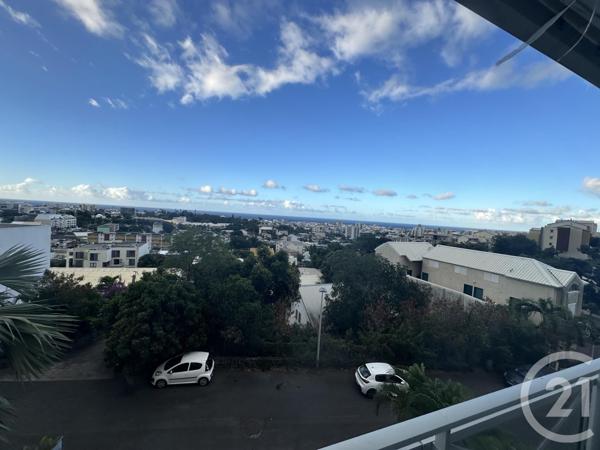 Immeuble à vendre  194 m2 ST DENIS - 974