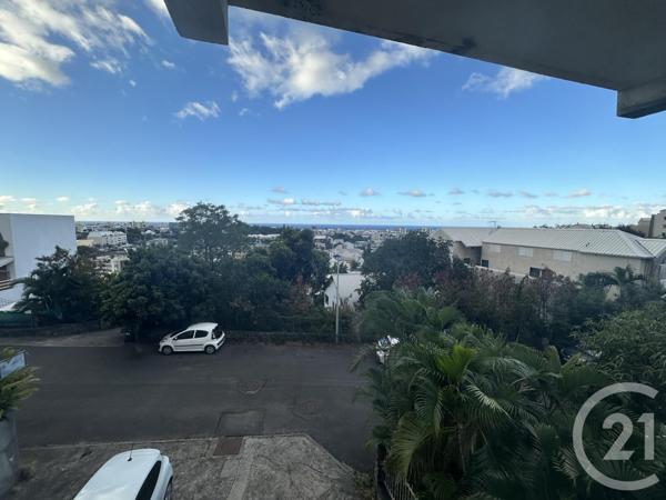 Immeuble à vendre  194 m2 ST DENIS - 974