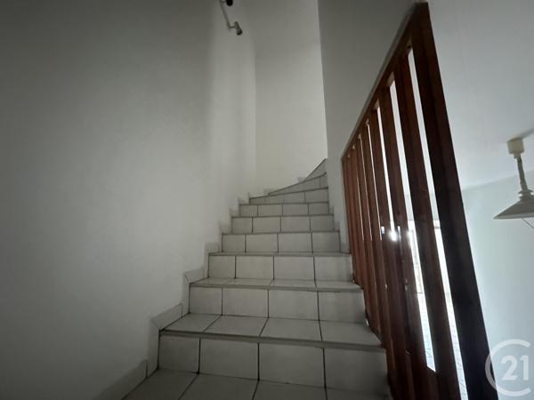 Immeuble à vendre  194 m2 ST DENIS - 974