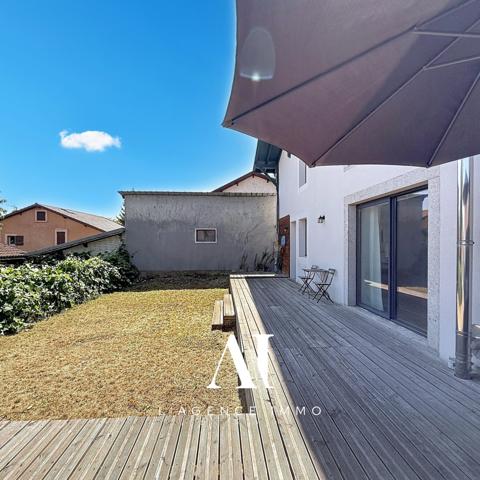 Maison de ville de 128 m² avec terrasse de 70 m² sans vis-à-vis, jardin et garage – Péron 01630