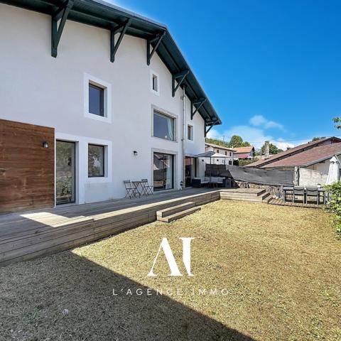 Maison de ville de 128 m² avec terrasse de 70 m² sans vis-à-vis, jardin et garage – Péron 01630