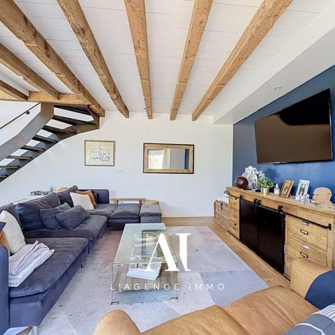 Maison de ville de 128 m² avec terrasse de 70 m² sans vis-à-vis, jardin et garage – Péron 01630