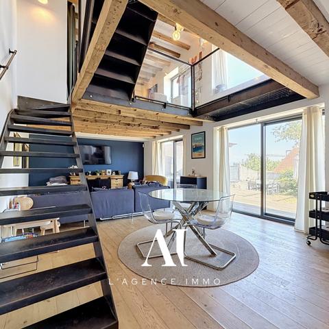 Maison de ville de 128 m² avec terrasse de 70 m² sans vis-à-vis, jardin et garage – Péron 01630