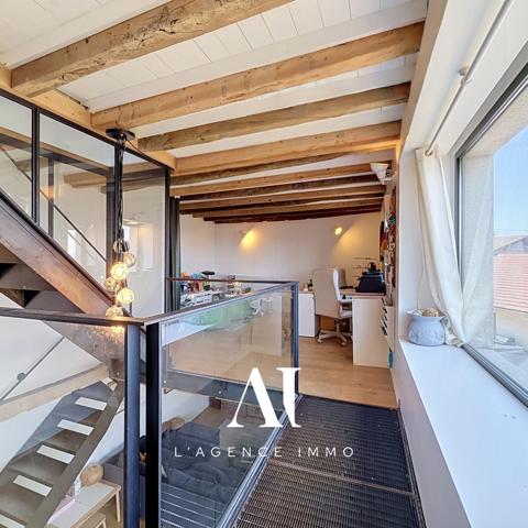 Maison de ville de 128 m² avec terrasse de 70 m² sans vis-à-vis, jardin et garage – Péron 01630