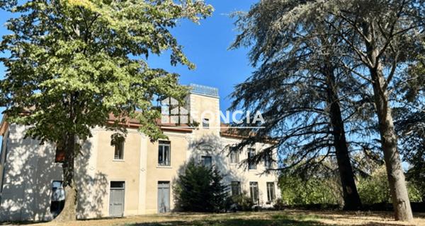 Location Appartement meublé 2 pièces 42.15 m² - Champagne-au-mont-d'or 69410