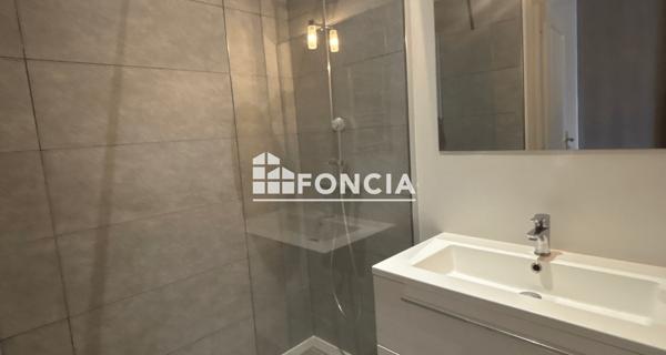 Location Appartement meublé 2 pièces 42.15 m² - Champagne-au-mont-d'or 69410