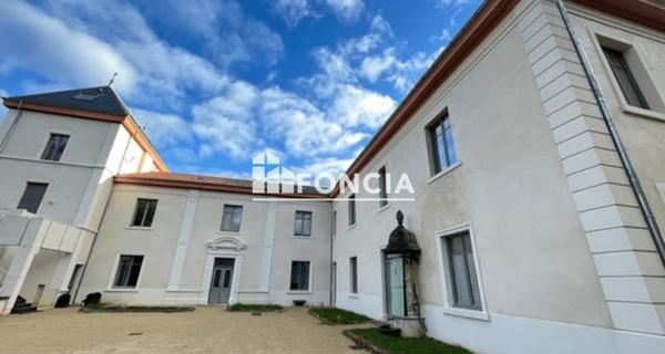 Location Appartement meublé 2 pièces 42.15 m² - Champagne-au-mont-d'or 69410