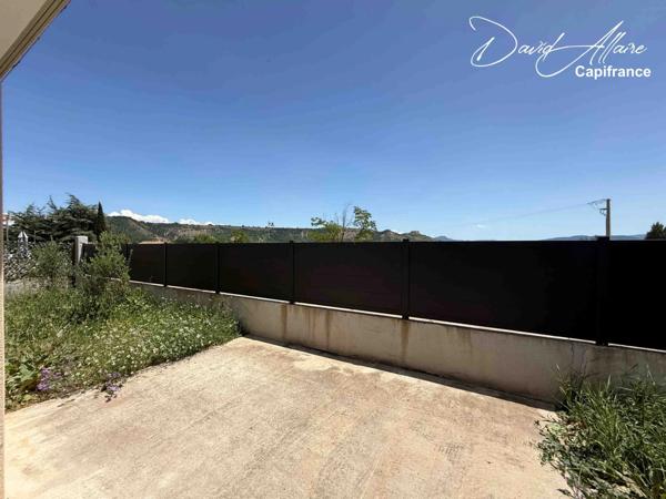 Maison de plain-pied récente – 81 m² – 3 chambres – Garage - Châteauneuf-de-Chabre (05)