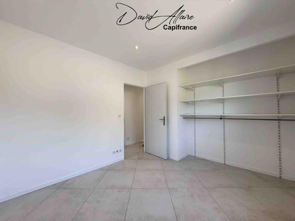 Maison de plain-pied récente – 81 m² – 3 chambres – Garage - Châteauneuf-de-Chabre (05)