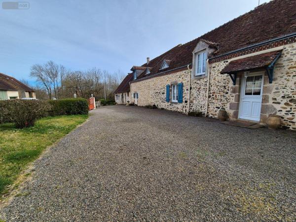 Grande propriété à vendre à Saint-Denis-de-Jouhet dans l'Indre (36230), ref : CG/358