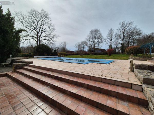 Grande propriété à vendre à Saint-Denis-de-Jouhet dans l'Indre (36230), ref : CG/358