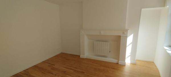 21200 BEAUNE - Appartement en Duplex 3 pièces, 2 chambres 65.12 m2 - Hypercentre - + Grenier + cave