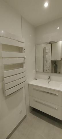 21200 BEAUNE - Appartement en Duplex 3 pièces, 2 chambres 65.12 m2 - Hypercentre - + Grenier + cave